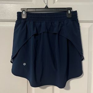 Lululemon Size 8 Navy Hotty Hot High-Rise Skirt